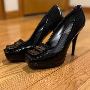 Black Nine West wheels up square toe
Size 8
4inch heel